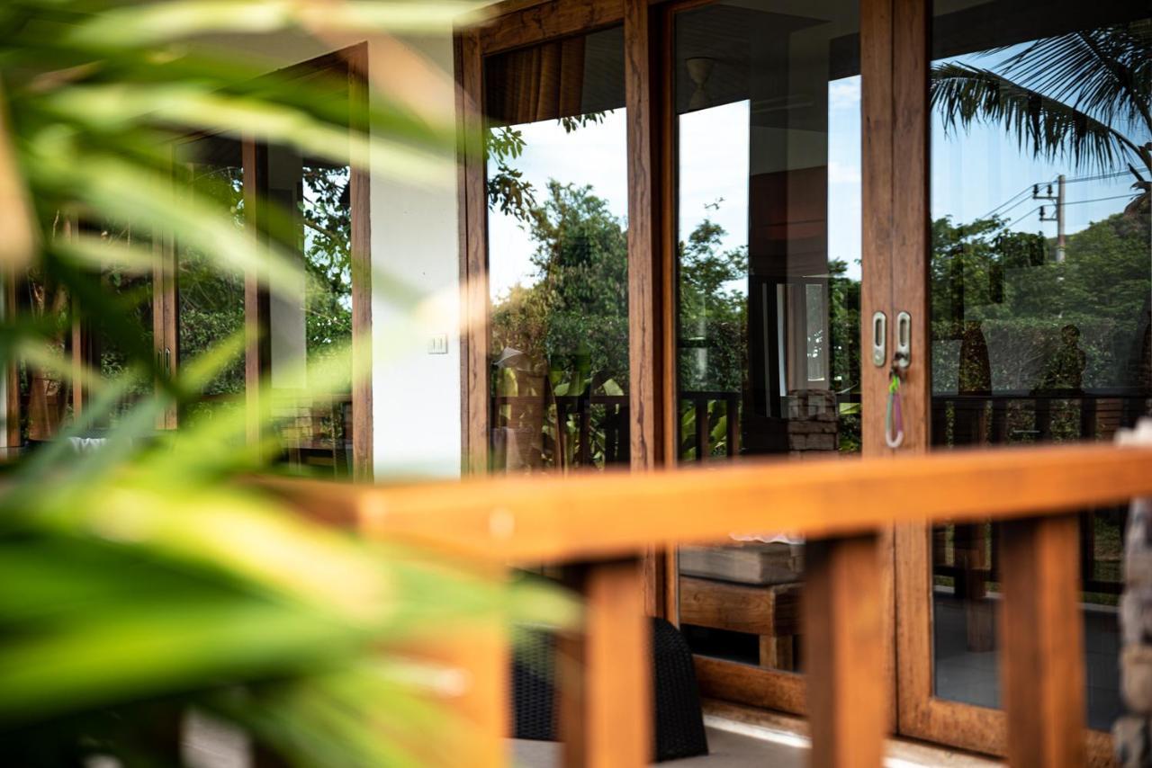 Blue Hill Residence Hua Thanon  Exterior photo
