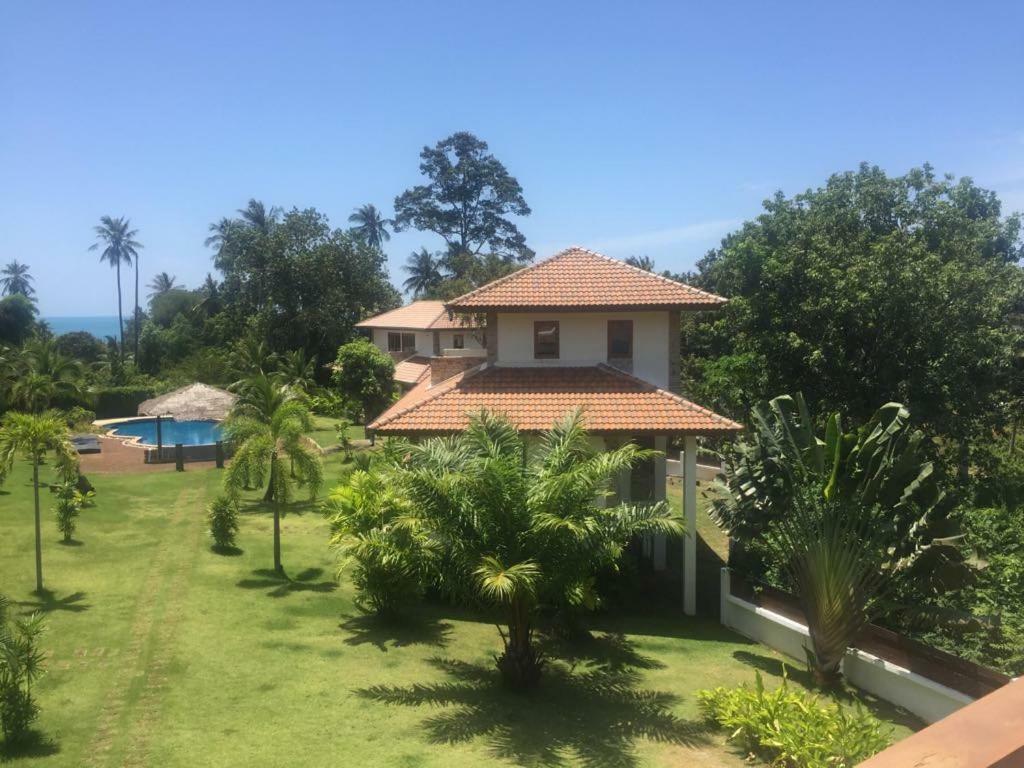 Blue Hill Residence Hua Thanon  Exterior photo
